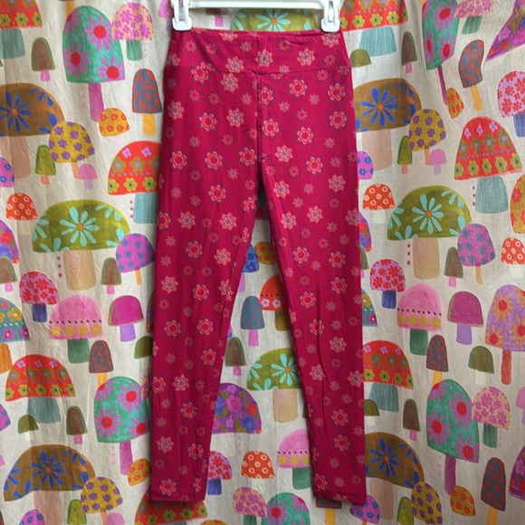 LuLaRoe Pants - LuLaroe Geometric Leggings. OS